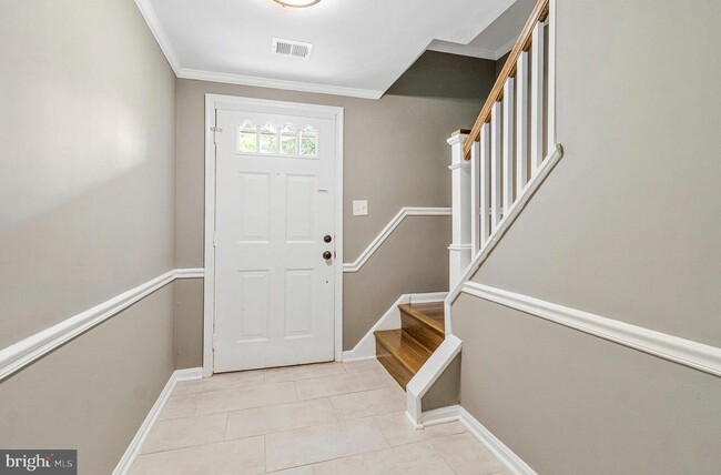 Building Photo - 7915 Journey Ln