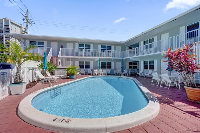 Building Photo - 4658 Bougainvilla Dr