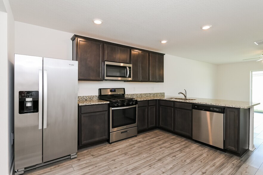 Building Photo - 509 Kensington View Dr