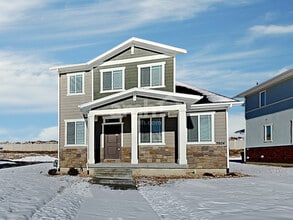 Building Photo - 5924 Verdigris Dr