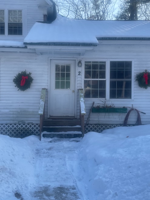 Building Photo - 686 Sebago Rd