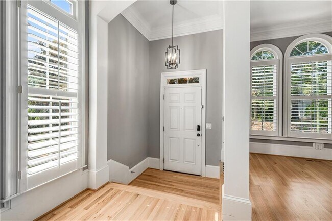 Building Photo - 2586 Brookhaven Chase Ln NE