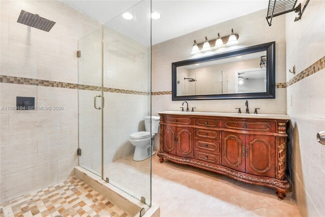 Building Photo - 10620 SW 146th Ct