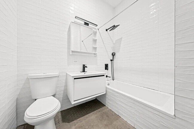 Building Photo - 94 Avenue A