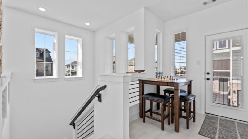 Building Photo - 15147 Colorado Bnd Pk Dr