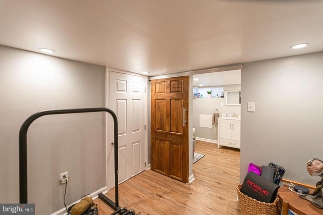 Building Photo - 613 Taney Terrace