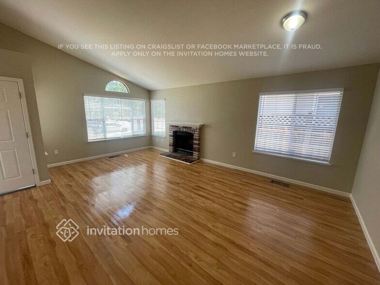 Building Photo - 5085 Wagon Wheel Way