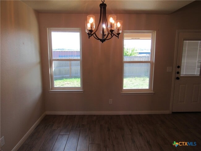 Building Photo - 202 E Avenue H