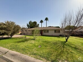 Building Photo - 3945 E Heatherbrae Dr