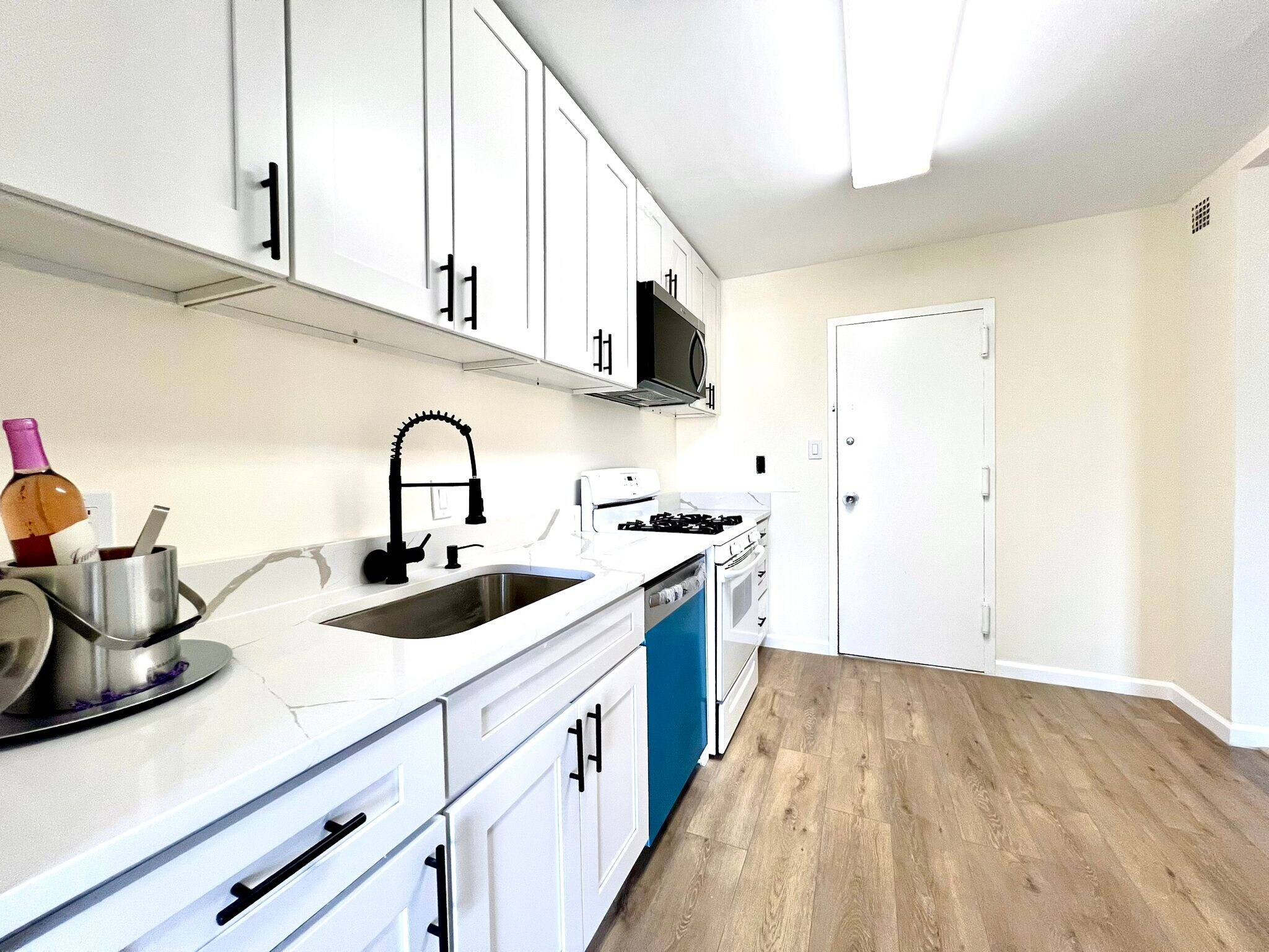 Building Photo - 1111 University Blvd W