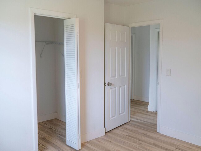 Building Photo - 1009 S Federal Hwy