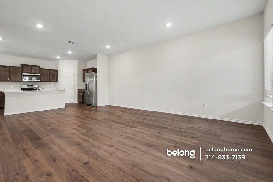 Building Photo - 1109 Sunflower Ln