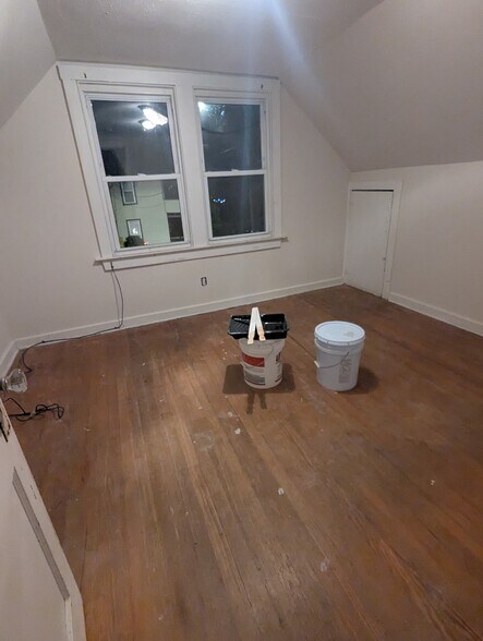 Building Photo - 115 Morris Ave