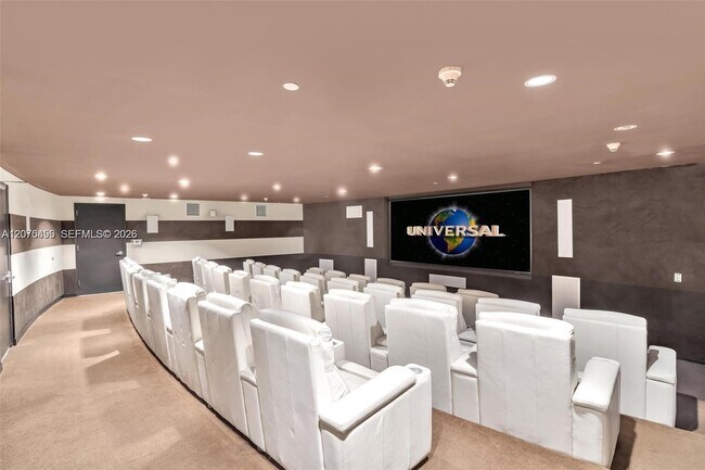 Building Photo - 900 Biscayne Blvd