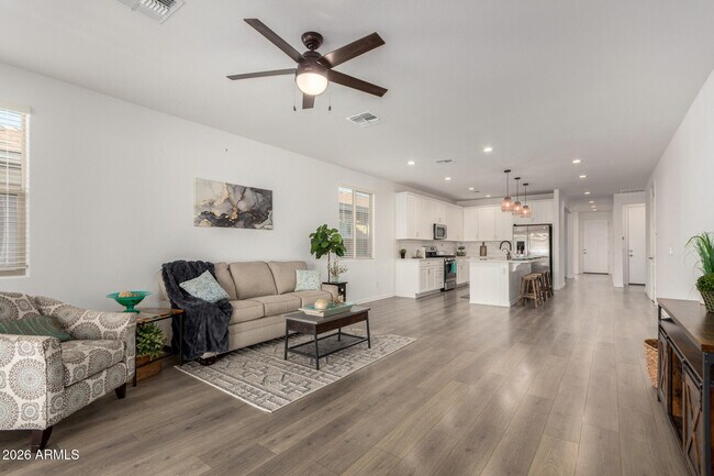 Building Photo - 20264 W Montecito Ave