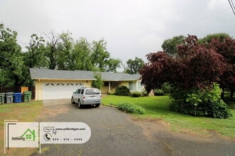 Building Photo - 2390 North Dr