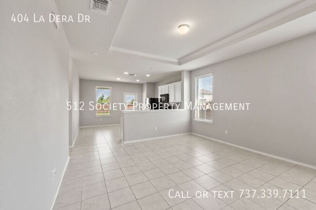 Building Photo - 404 La Dera Dr
