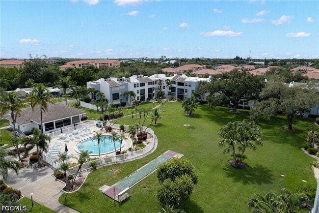 Building Photo - 5959 Winkler Rd