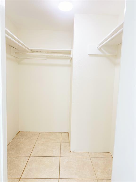 Building Photo - 12660 Ashford Point Dr