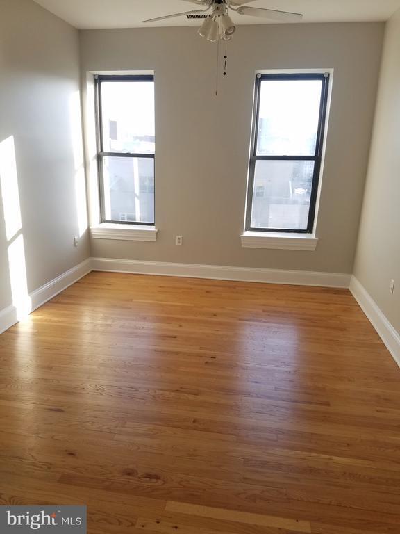 Building Photo - 1325 13th St NW