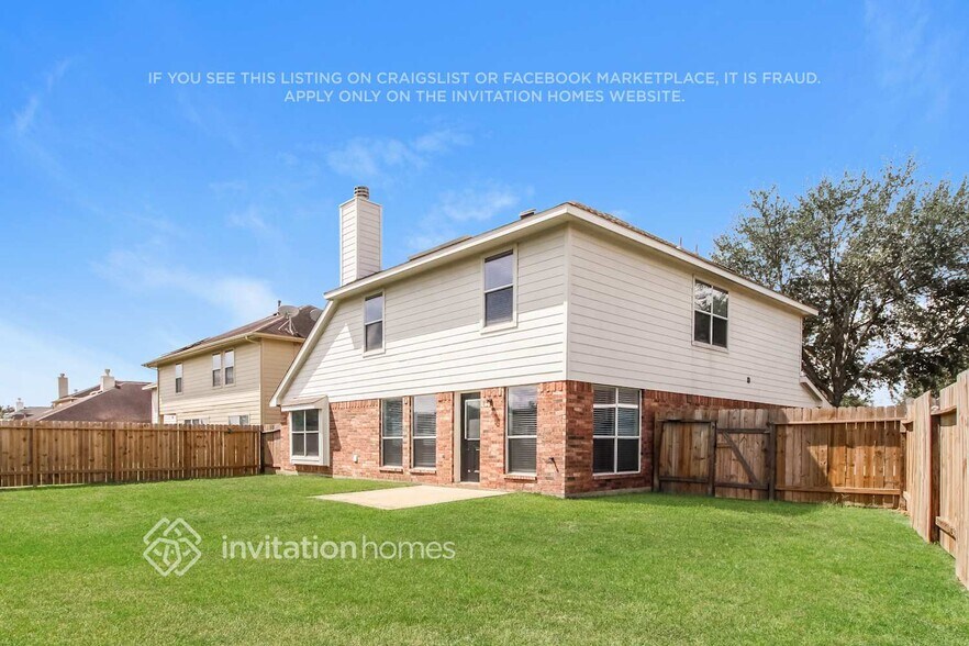 Building Photo - 2711 Eros Ln