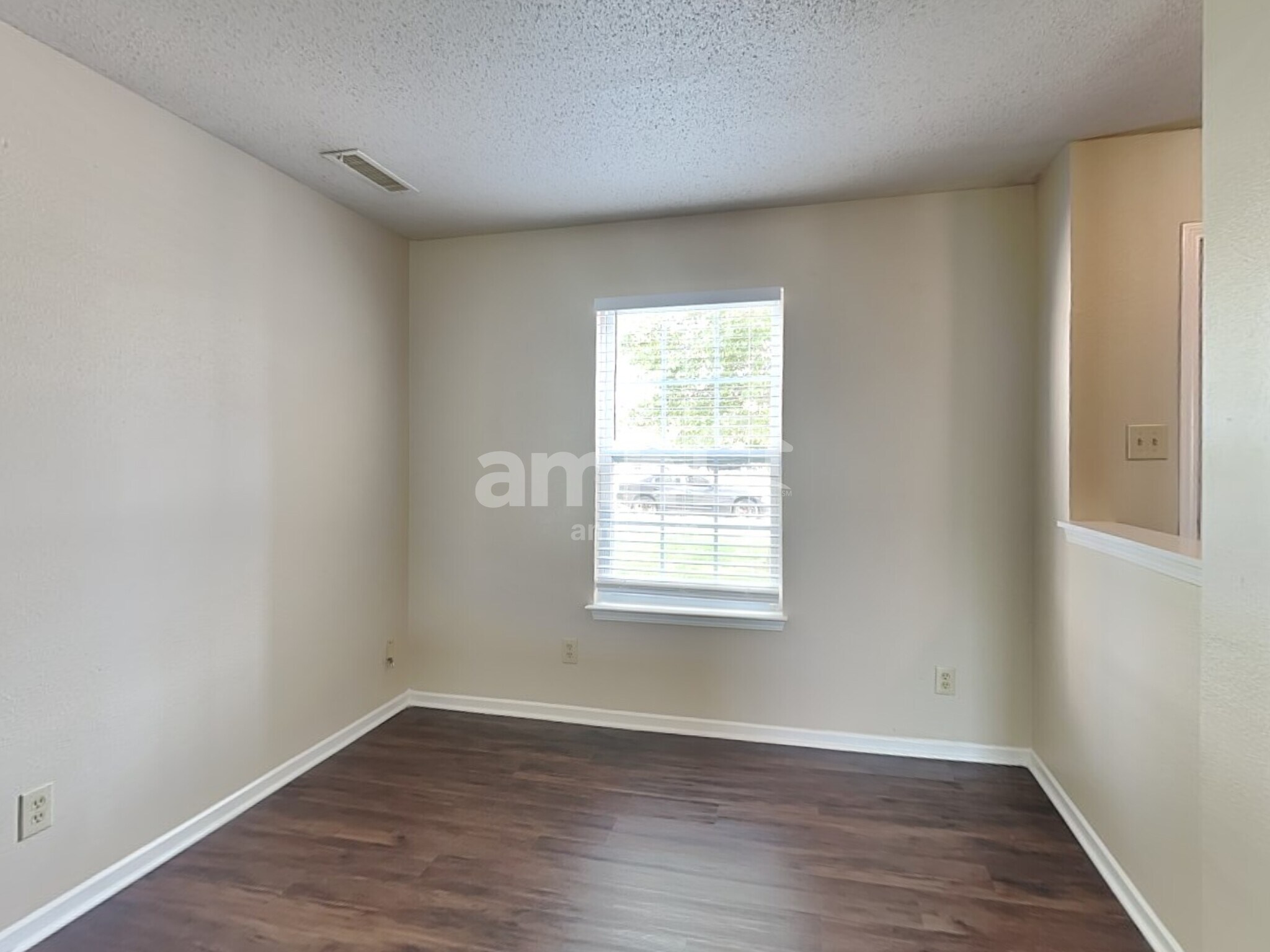 Building Photo - 6503 W Philadelphia Dr