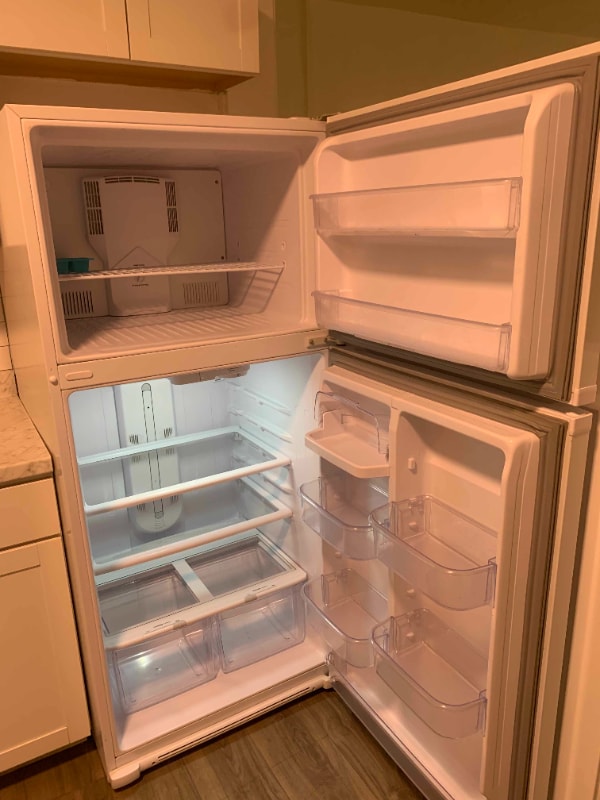 Building Photo - 709 Carothers Ave