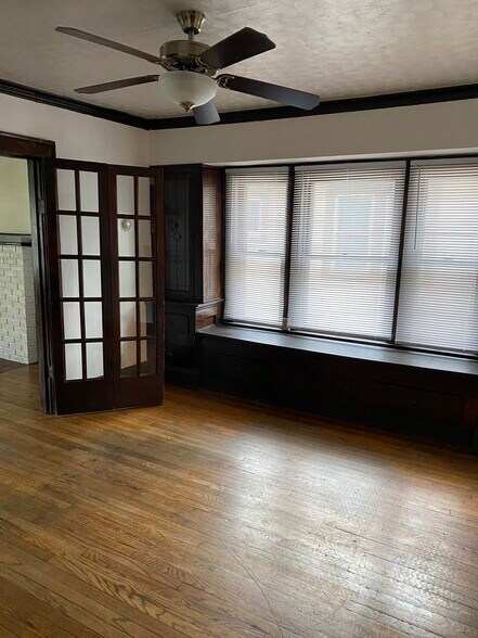 Building Photo - 2207 Portman Ave