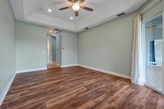 Building Photo - 231 Lakay Pl