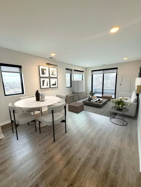 Building Photo - Leavenworth Lofts