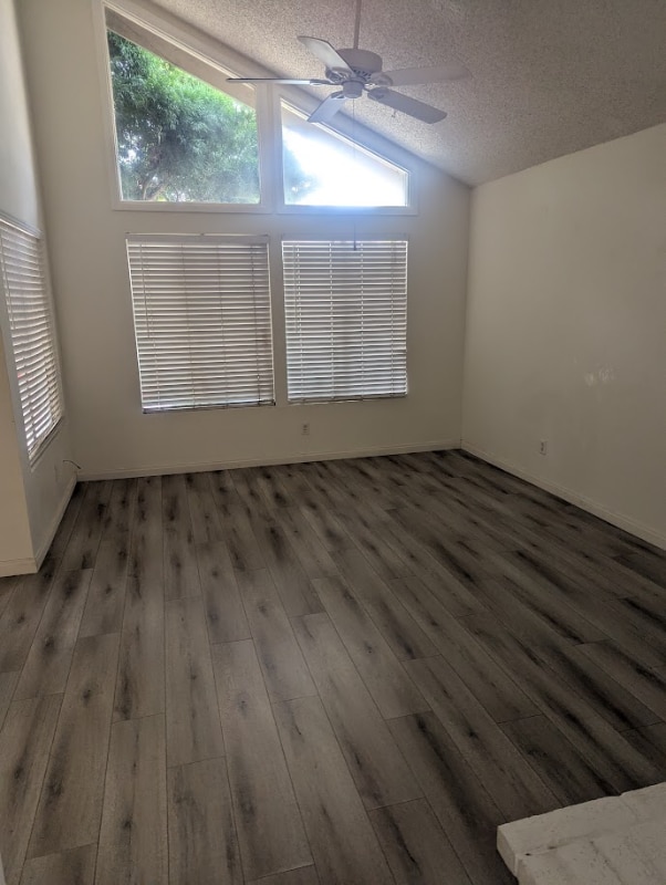 Building Photo - 1046 Canal St