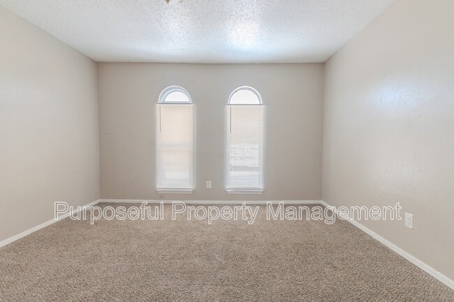 Building Photo - 6814 Lancer Ln