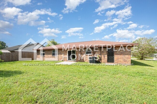 Building Photo - 2439 Alden Trace Blvd W