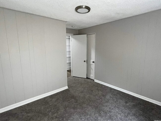 Building Photo - 3724 Willow St
