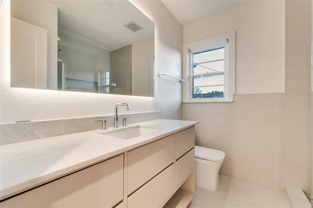 Building Photo - 6367 Oriole Dr