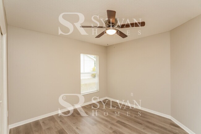 Building Photo - 10522 Juliano Dr