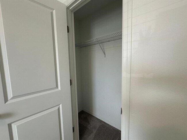 Building Photo - 118 Mandovi St