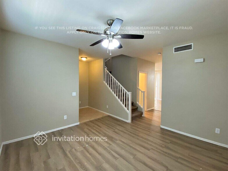 Building Photo - 4254 E Tyson St