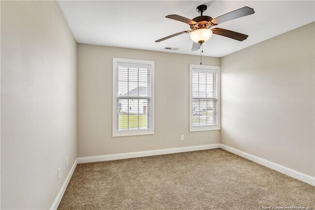 Building Photo - 1048 Ronald Reagan Drive