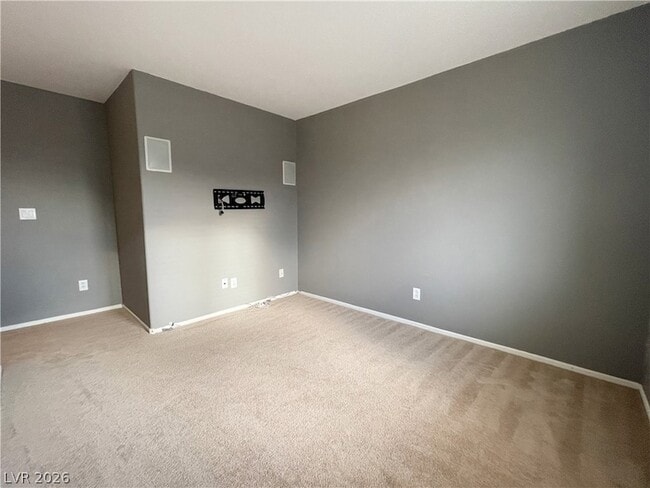 Building Photo - 2825 Woodland Park Ave