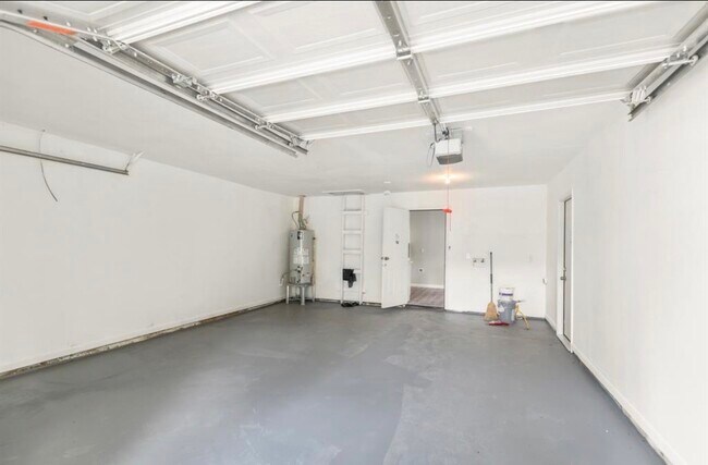 Building Photo - 7515 Jason St