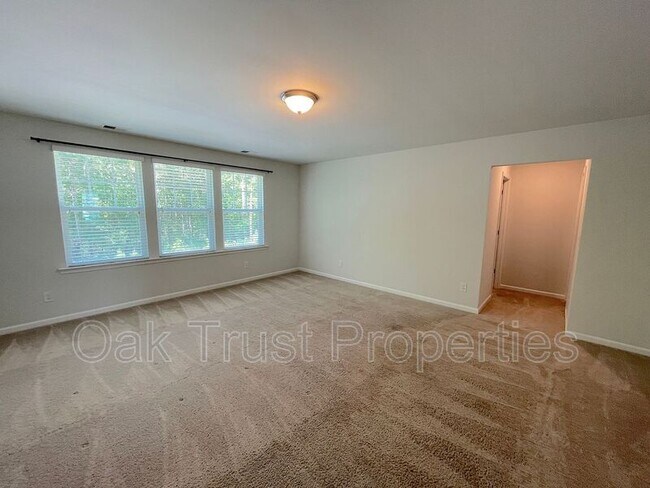 Building Photo - 156 Blackwater Way