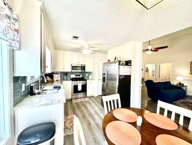 Building Photo - 221 MacKenzie Ct