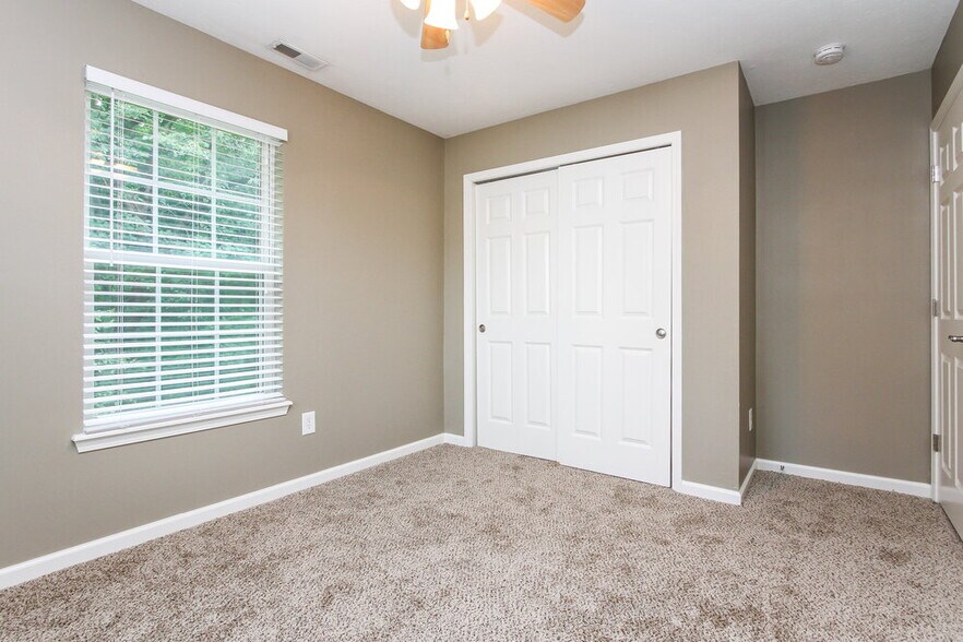 Building Photo - 11195 Catalina Dr
