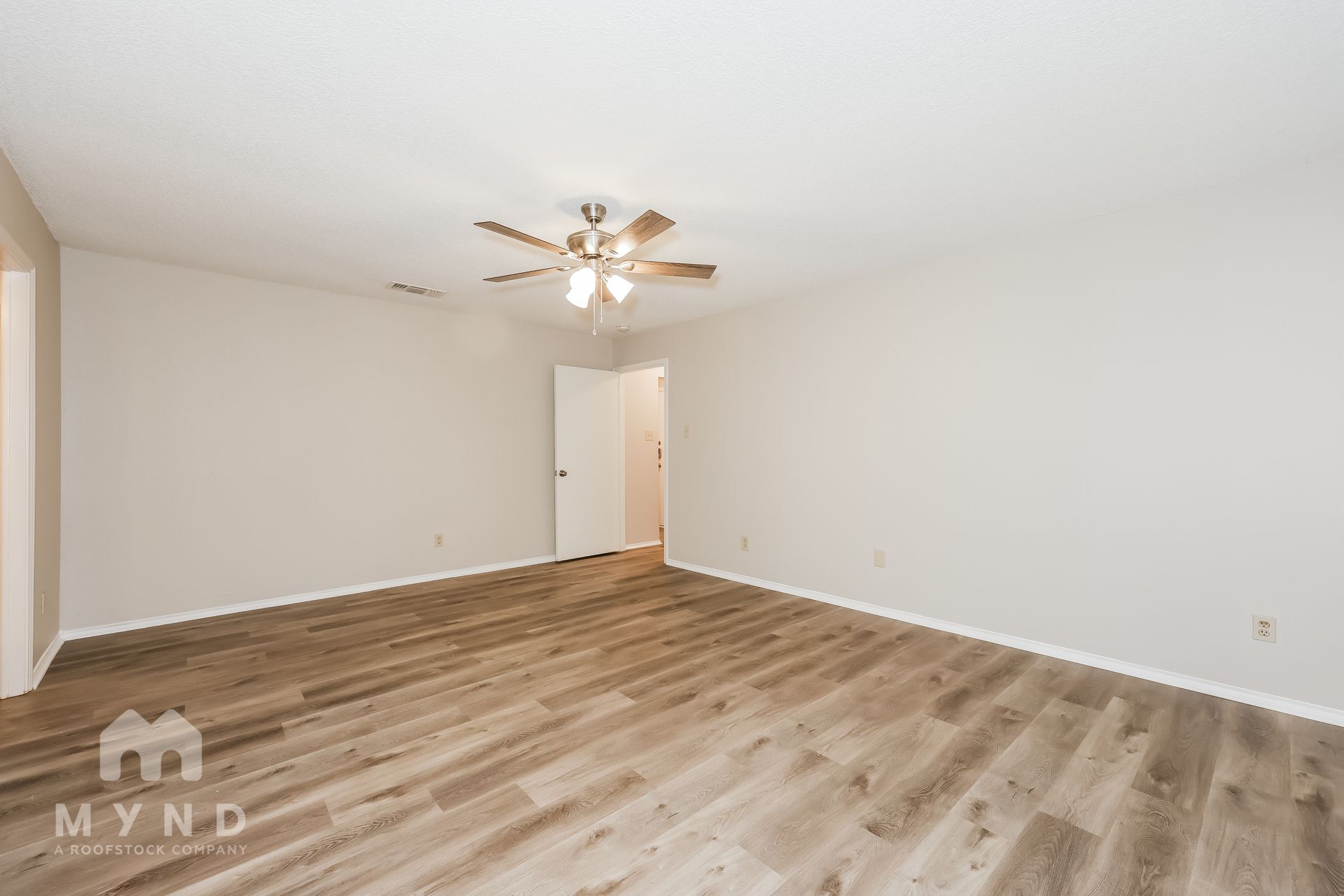 Building Photo - 4303 Gentle Springs Dr