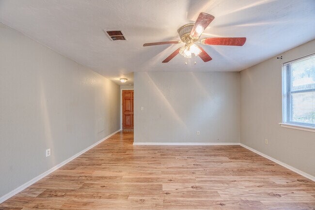 Building Photo - 12500 SW 2nd St