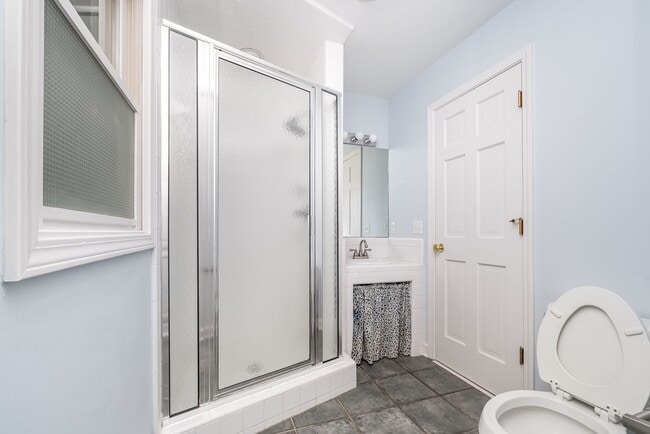 Building Photo - $2,700/month | 3 Bed | 2 Bath | ~1,592 Sq ...
