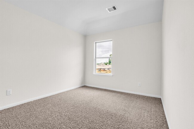 Building Photo - 14211 Grand Hls Dr