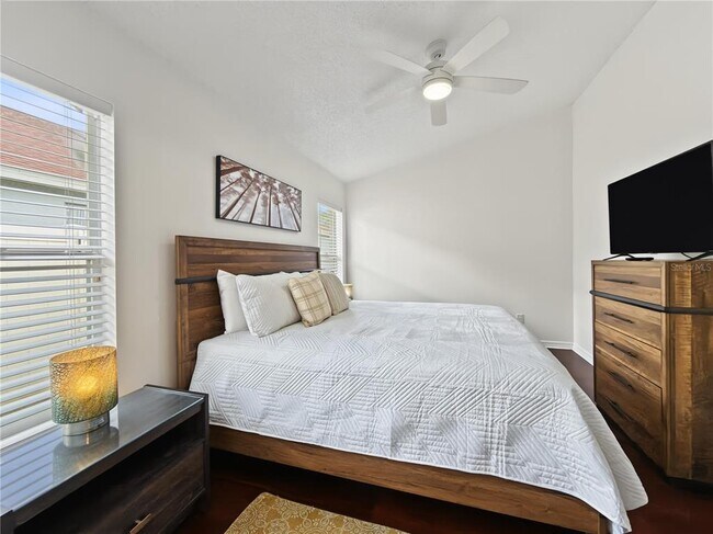Building Photo - 8105 Santee Dr