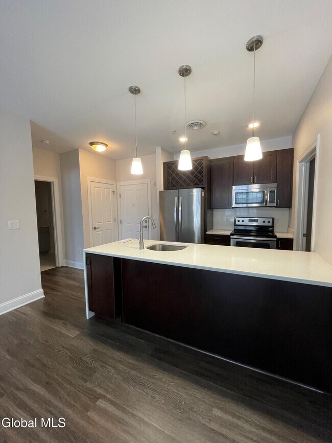 Building Photo - 130 Excelsior Ave